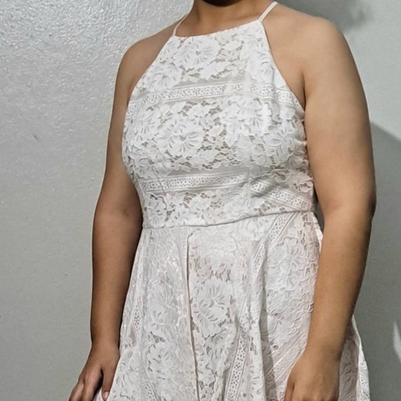 Off White Floral Lace Square Neckline Criss-Cross Open Back Flare Mini Dress – P - Picture 5 of 9